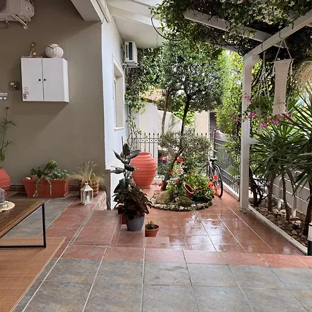 Сasa de vacaciones Electra Garden House Nea Moudania