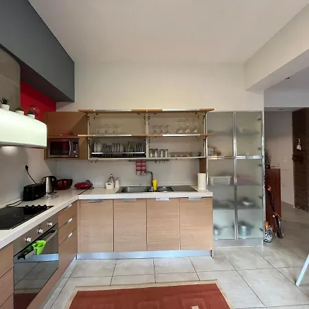 Electra Garden House