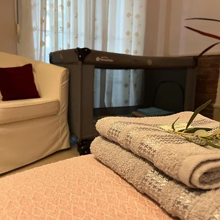 Electra Garden House 別荘 ネア・ムダニア