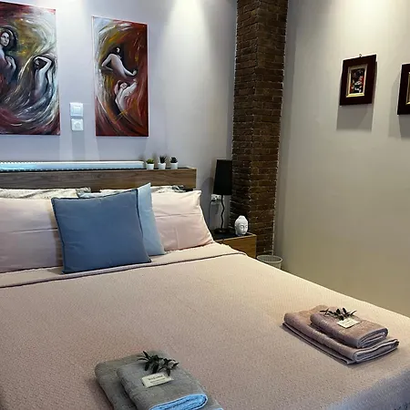 Electra Garden House Feriehus