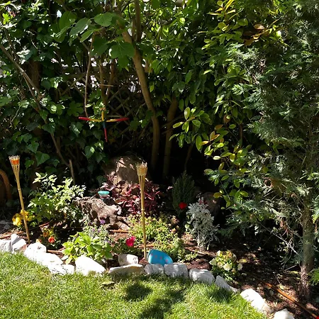 Electra Garden House Feriehus