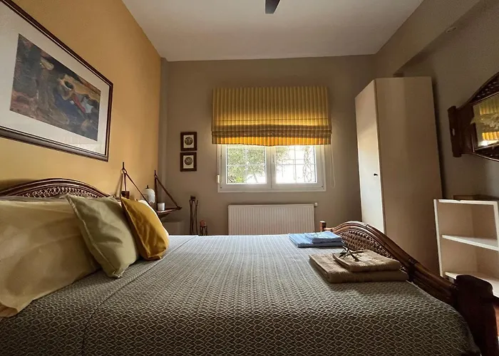 Electra Garden House