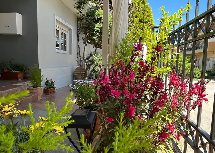 Electra Garden House